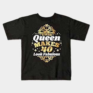 This Queen Makes 40 Look Fabulous 40th Birthday 1982 Kids T-Shirt